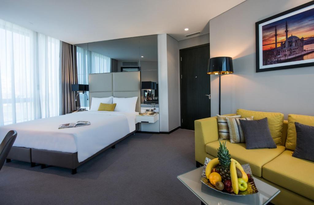 Centro Westside Rotana