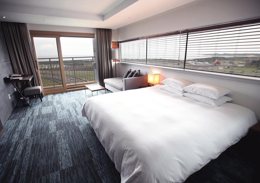 GOLDEN TULIP JEJU SEONGSAN