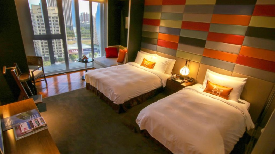 H2O Hotel