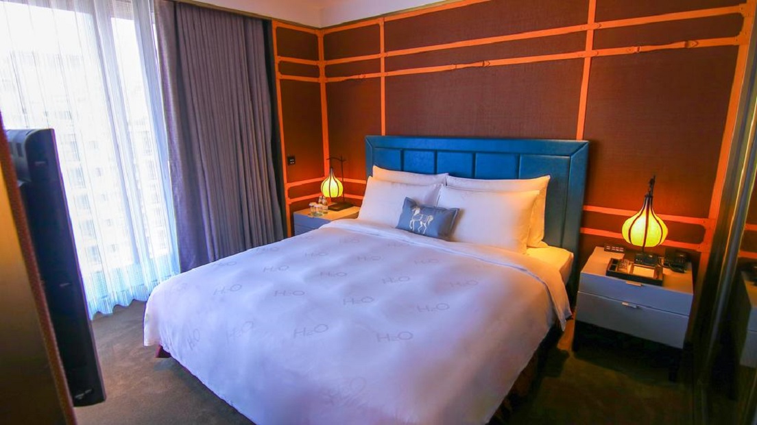H2O Hotel