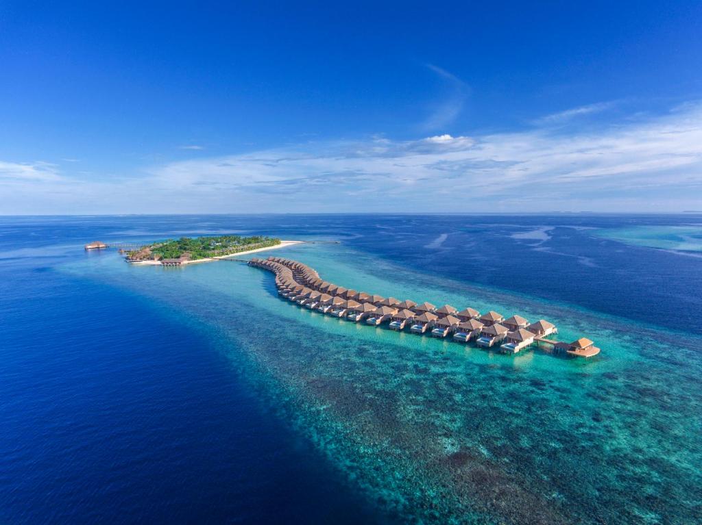 HURAWALHI ISLAND RESORT MALDIVES