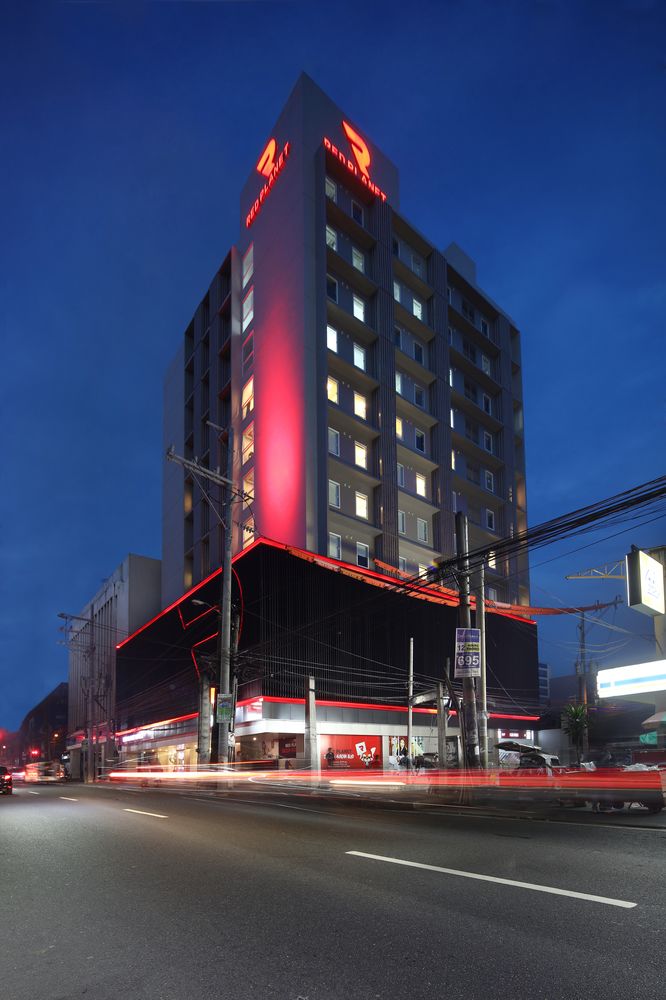 RED PLANET QUEZON AURORA BOULEVARD