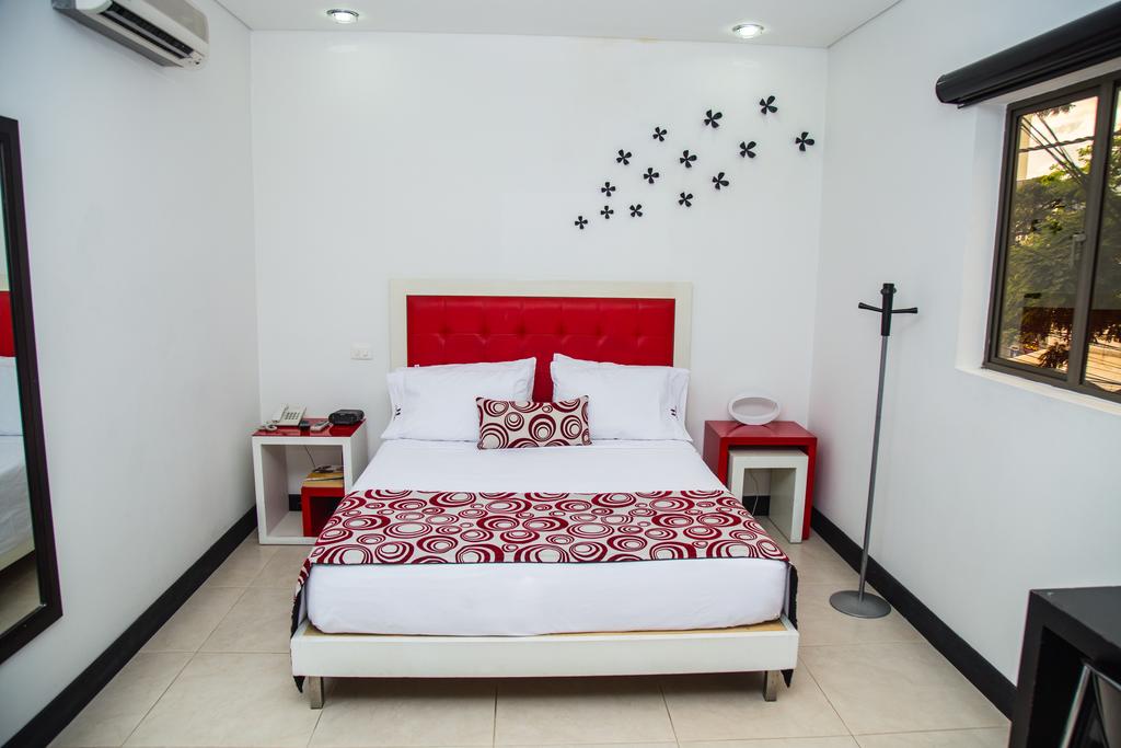 Hotel Merlott Lleras