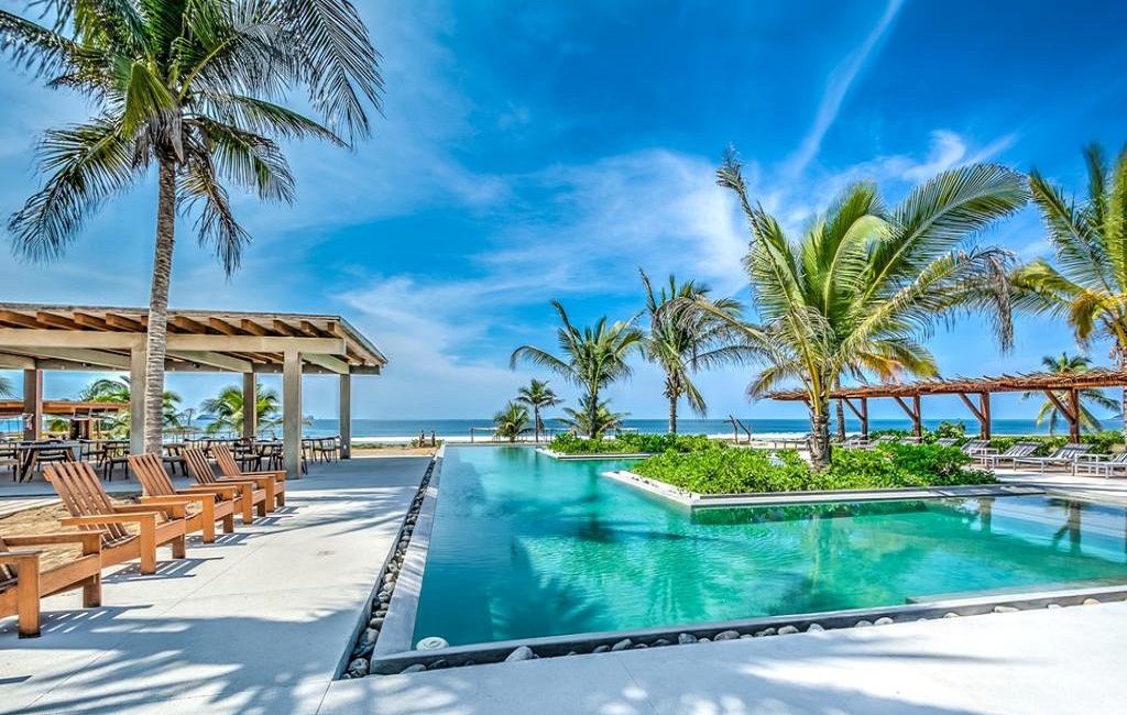 Marea Beachfront Villas