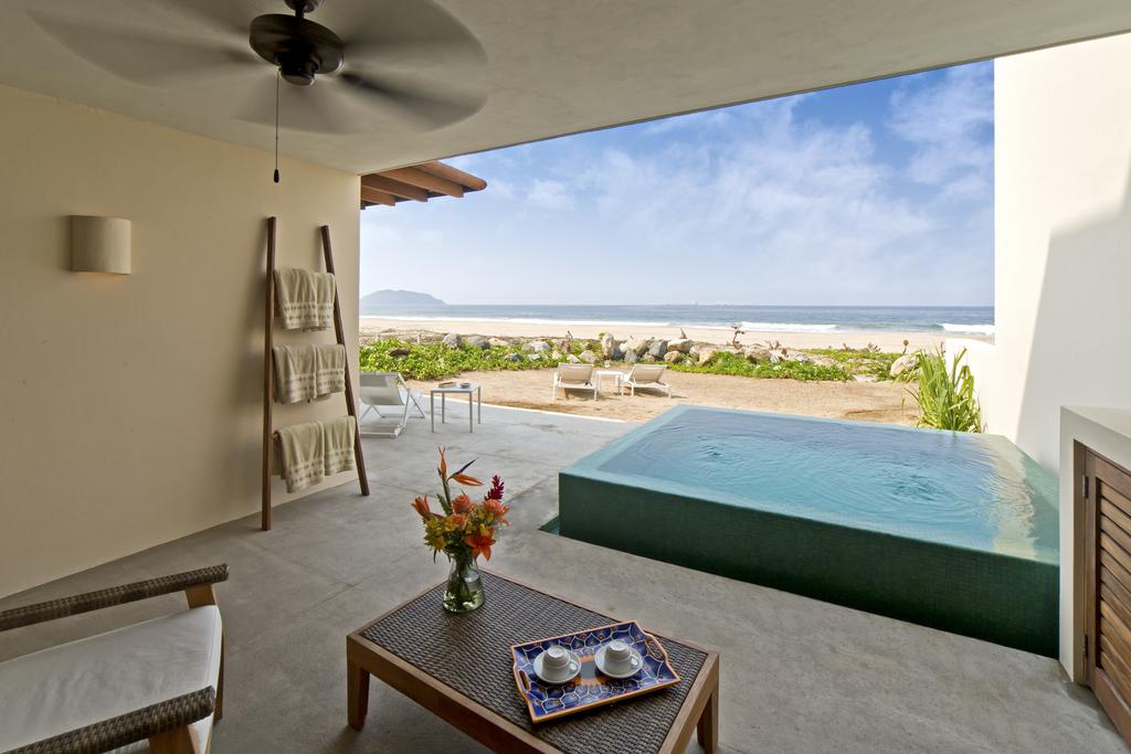 Marea Beachfront Villas