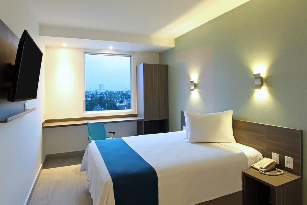 Sleep Inn León Antares