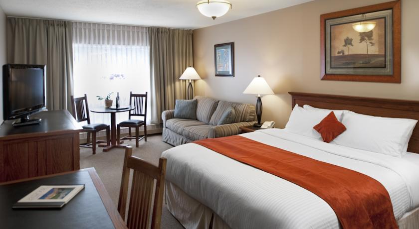 Tonquin Inn