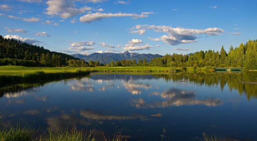 St. Eugene Golf Resort & Casino