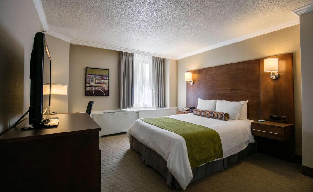 Best Western Ville-Marie Montreal Hotel & Suites