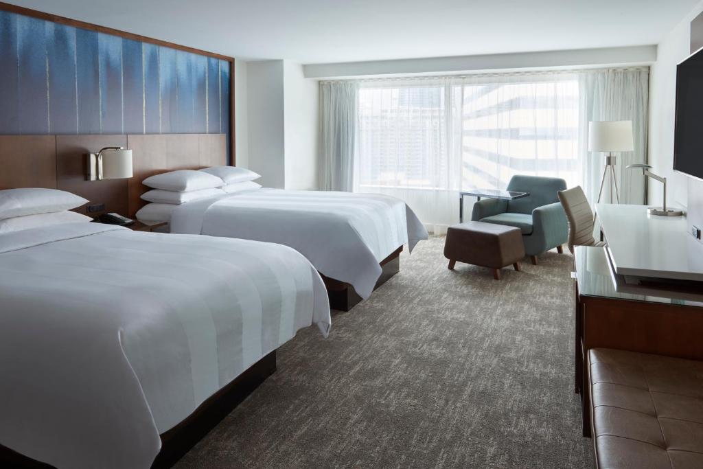 Toronto Marriott City Centre Hotel (Formerly Renaissance Toronto Downtown)