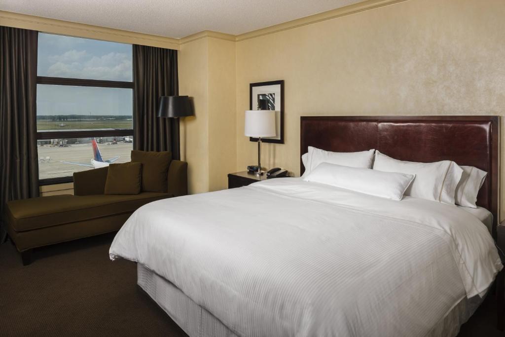 The Westin Detroit Metropolitan Airport