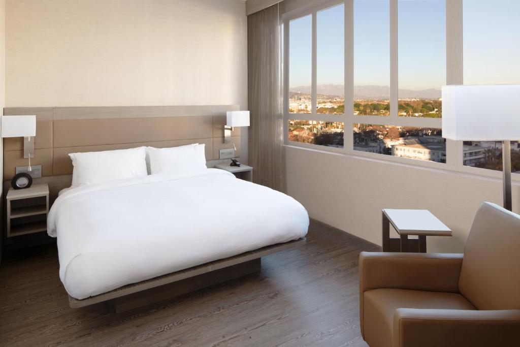 AC Hotel Beverly Hills