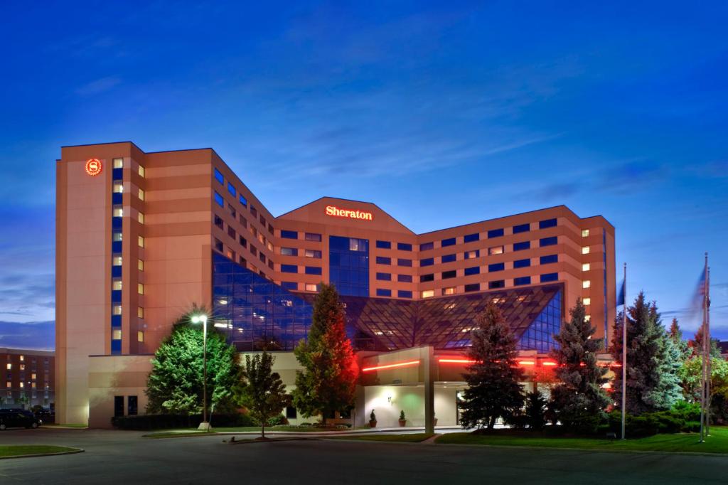 Sheraton Detroit Metro Airport