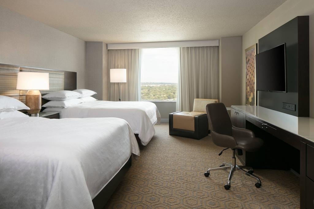 Sheraton Overland Park Hotel at the Convention Center