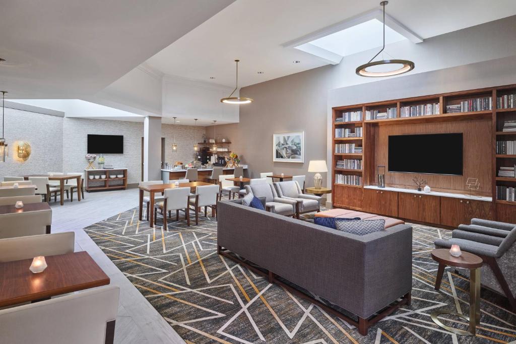 Sheraton Portland Airport Hotel