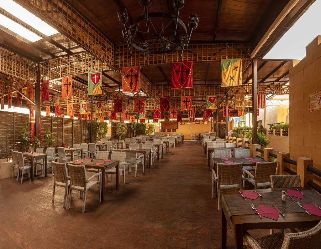 Magic Robin Hood Sports, Water Park & Medieval Lodge Resort