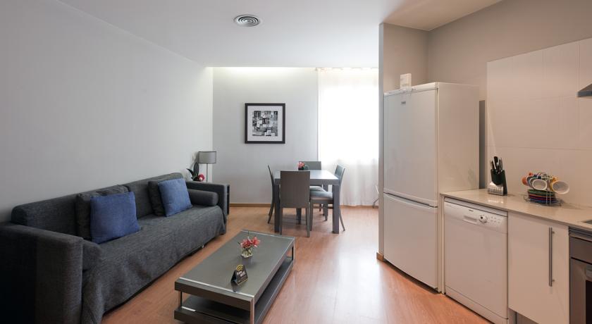 Amister Apartments