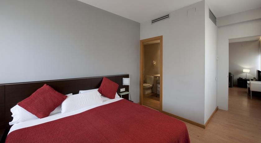 Amister Apartments