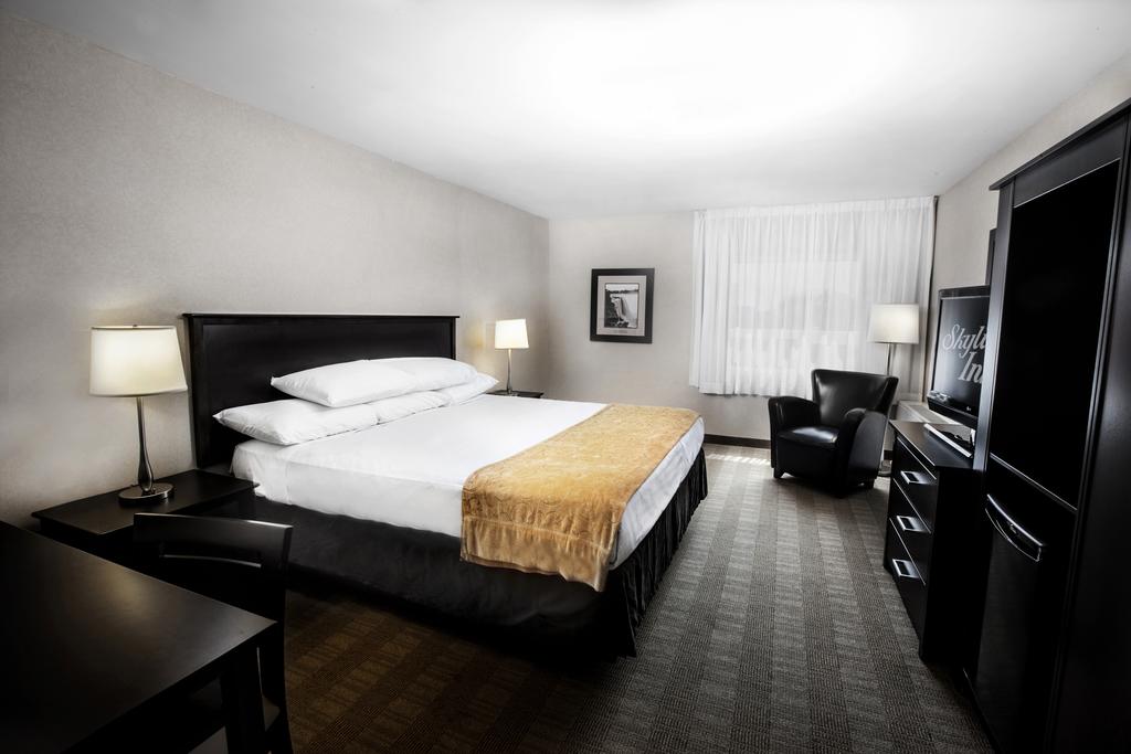 Skyline Hotel & Waterpark