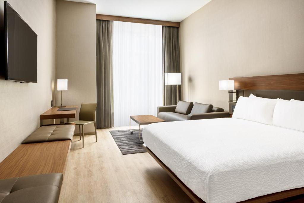 AC Hotel San Francisco Airport/Oyster Point Waterfront