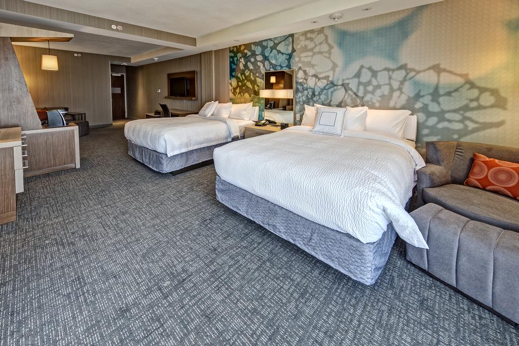 Courtyard Westbury Long Island