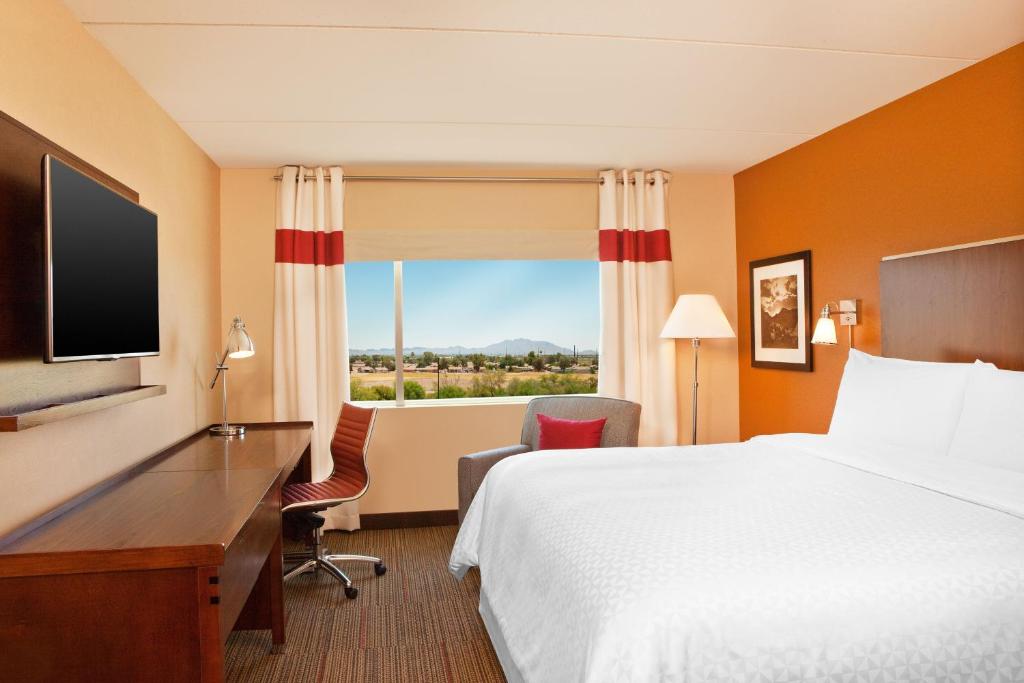Four Points by Sheraton at Phoenix Mesa Gateway Airport