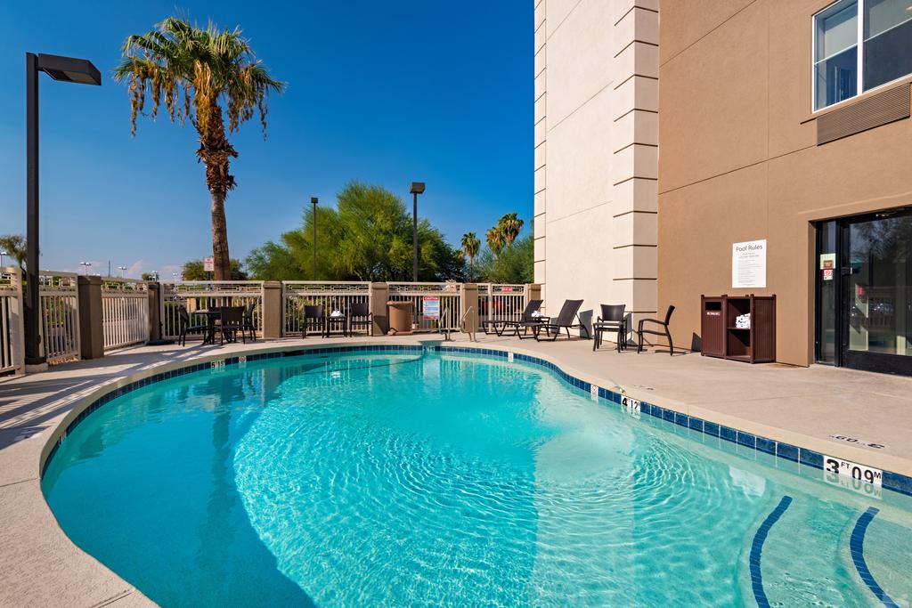 Holiday Inn Express Peoria North - Glendale