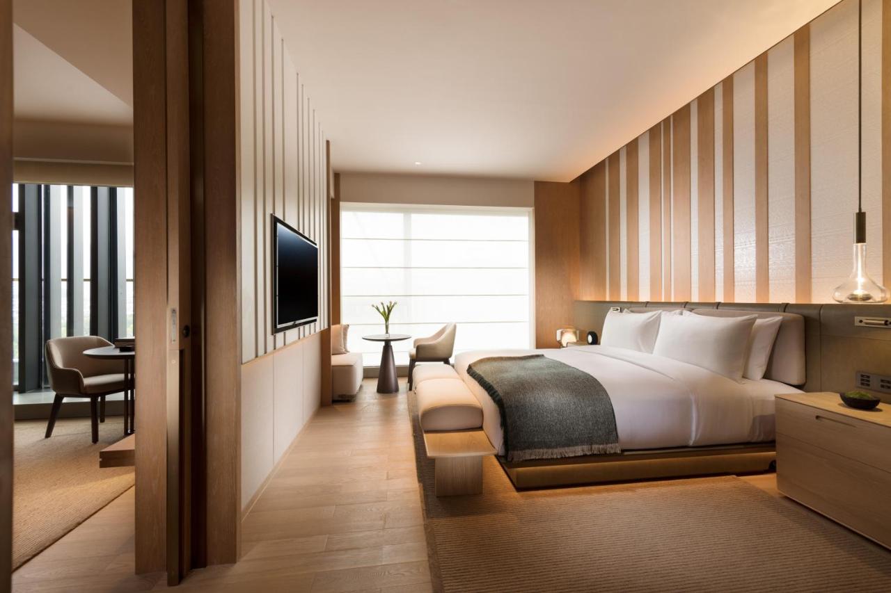 Joyze Hotel Xiamen Curio Collection by Hilton