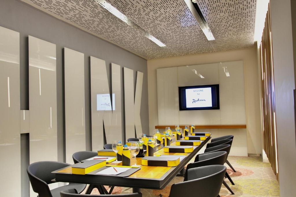 Radisson Bengaluru City Center