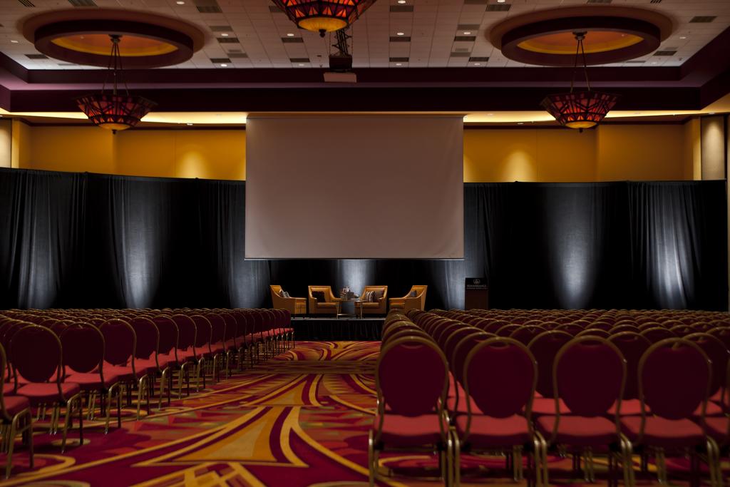 Renaissance Phoenix Glendale Hotel & Spa