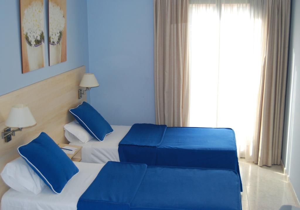 Alexandra Aparthotel