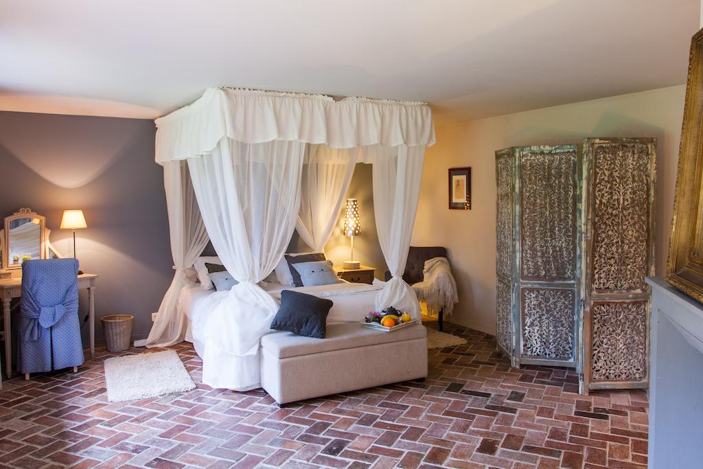 Hotel The Originals Domaine De Bellevue