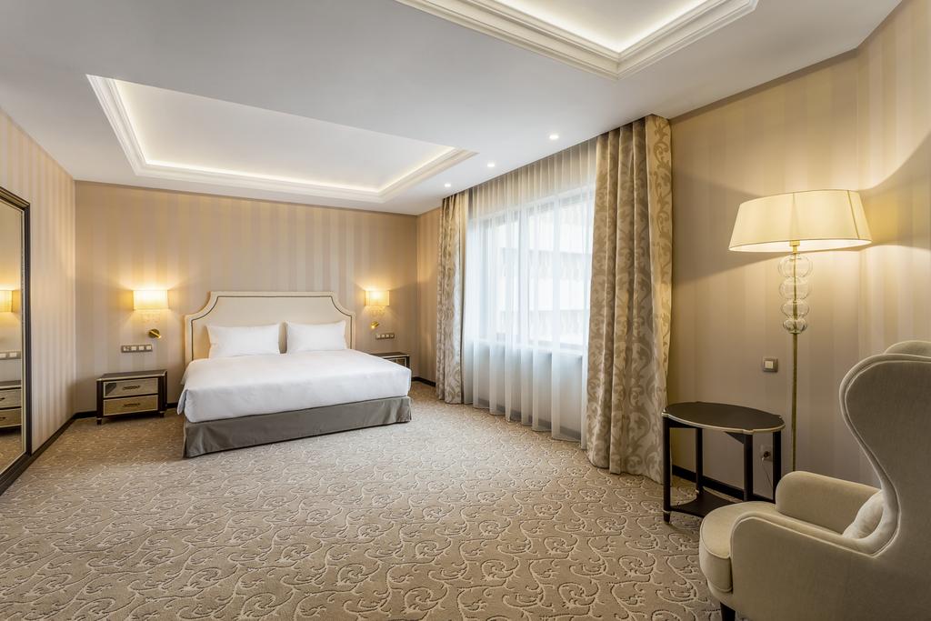 Prahova Plaza Hotel New Tower