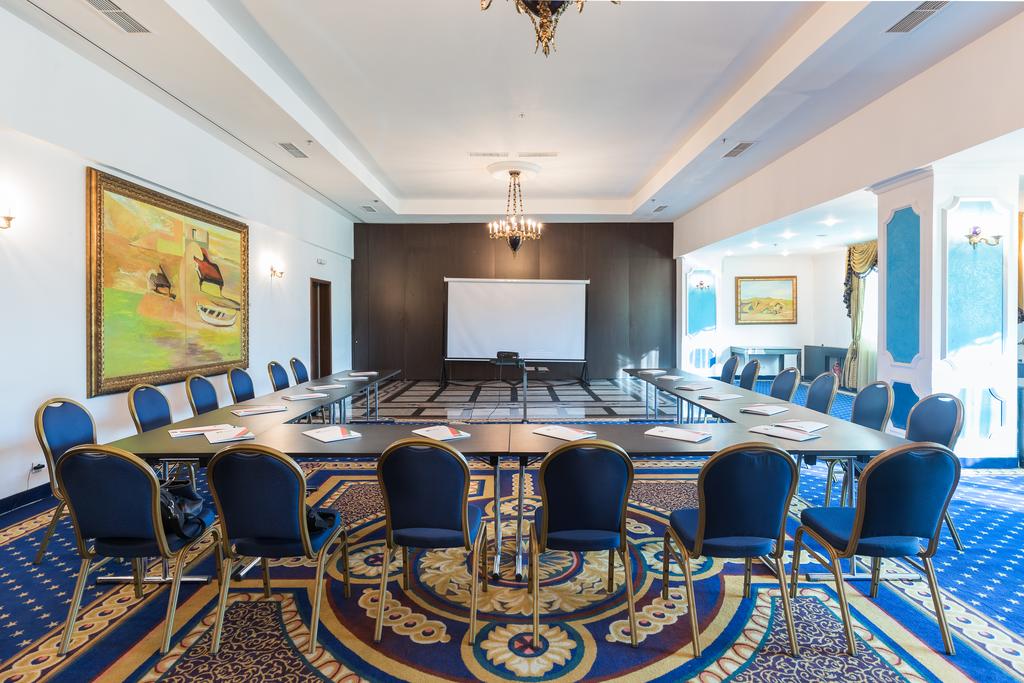 Prahova Plaza Hotel New Tower