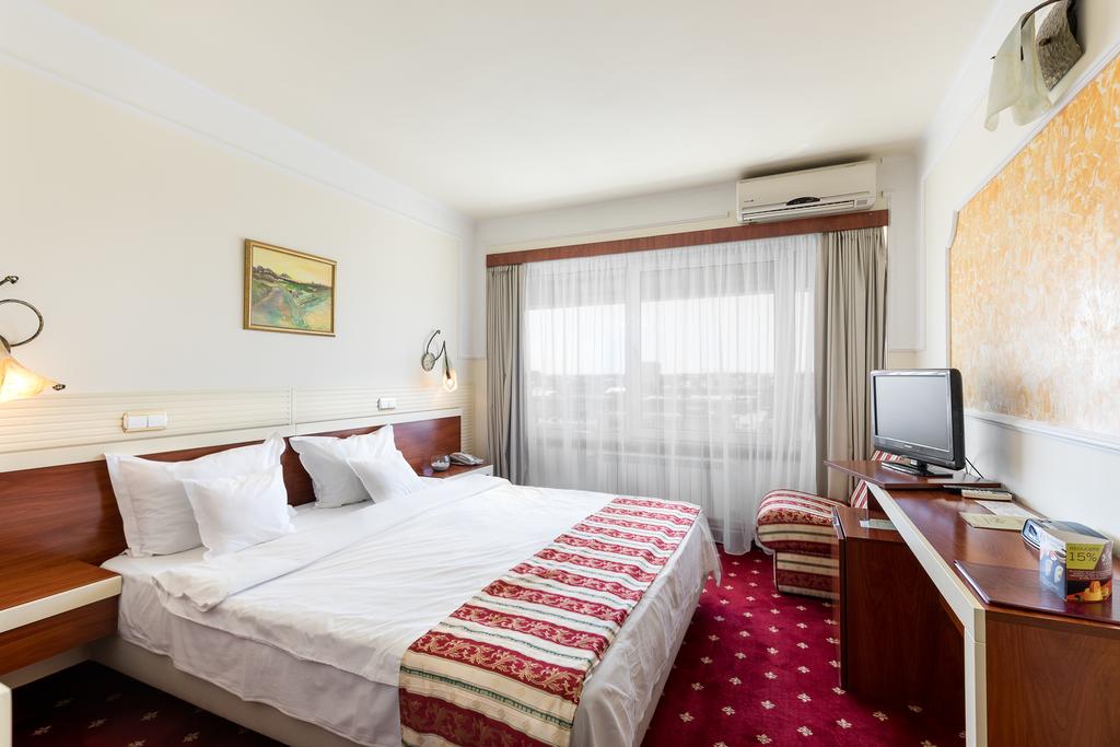 Prahova Plaza Hotel New Tower