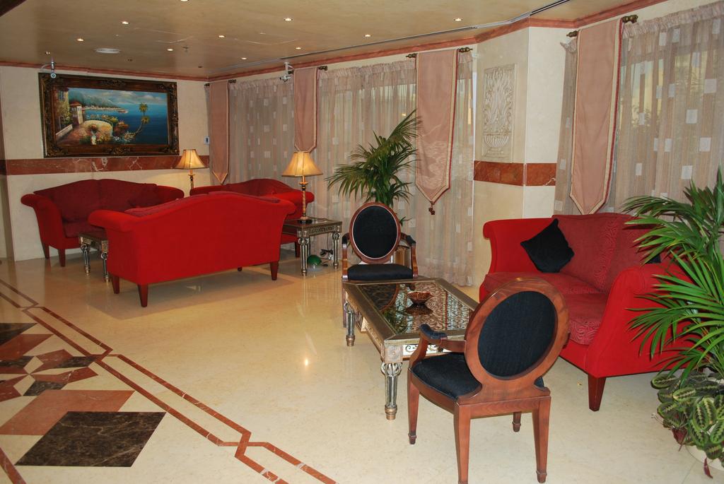 Al Deyafa Hotel Apartments 3