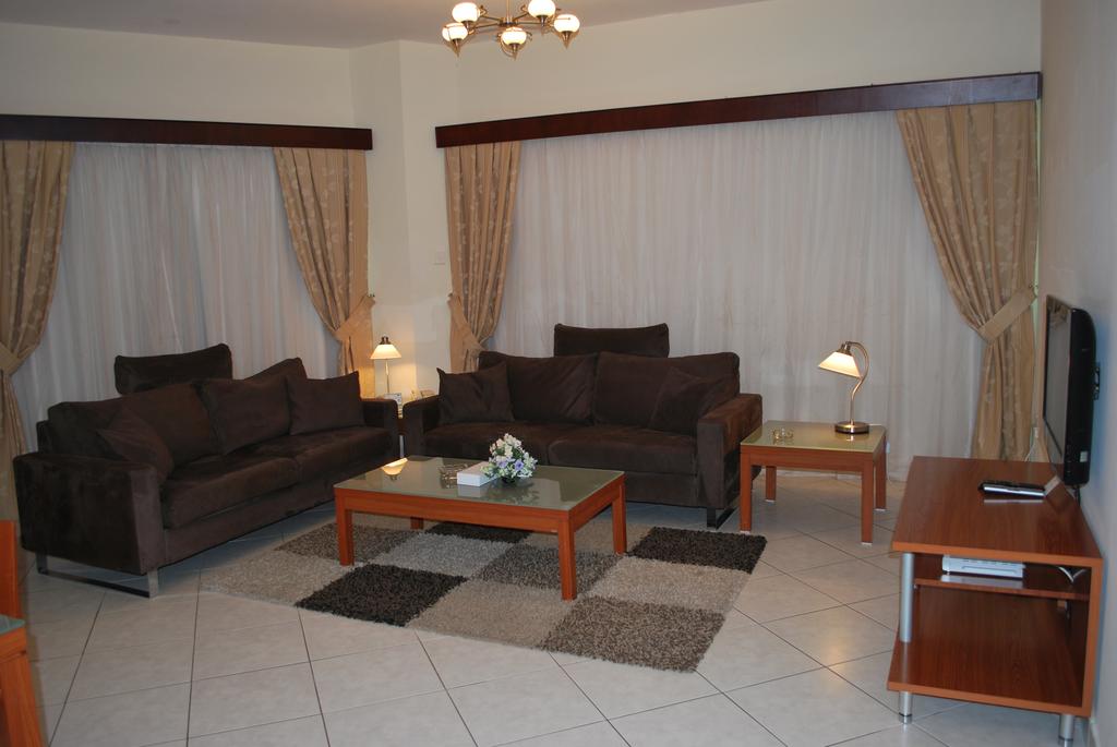 Al Deyafa Hotel Apartments 3