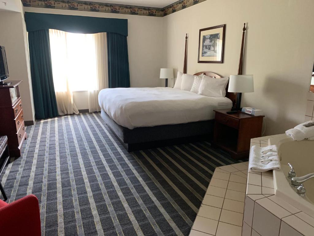 Country Inn & Suites by Radisson, Lancaster (Amish Country), PA