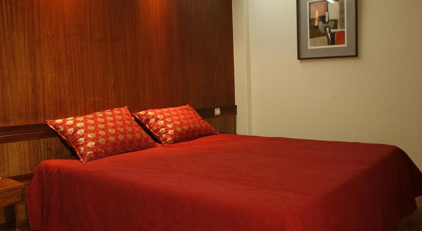 Hotel Catedral (Formerly Albergaria)