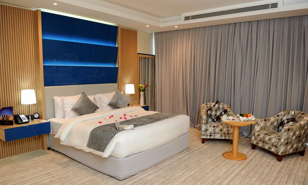 Al Mansour Suites Hotel