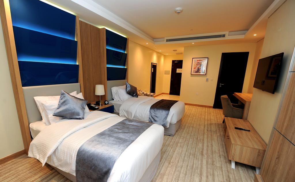 Al Mansour Suites Hotel
