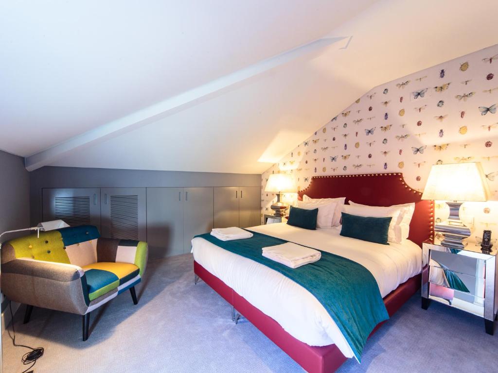 Dear Lisbon - Gallery House
