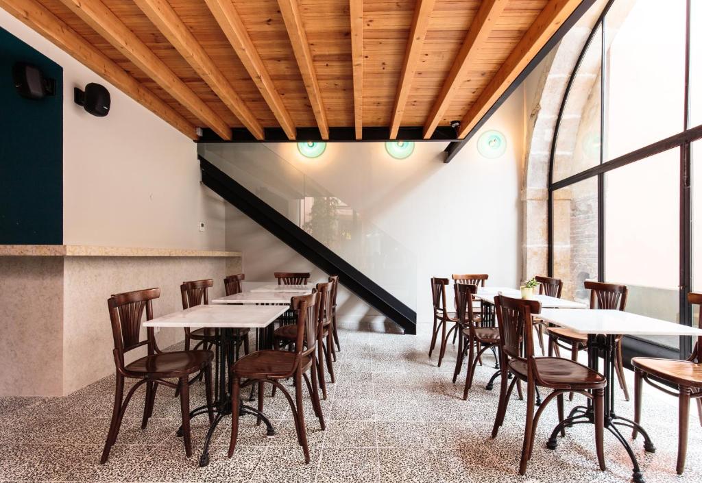 Dear Lisbon - Gallery House