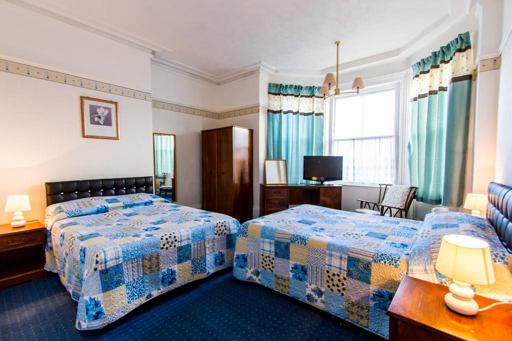 The Carlton Hotel