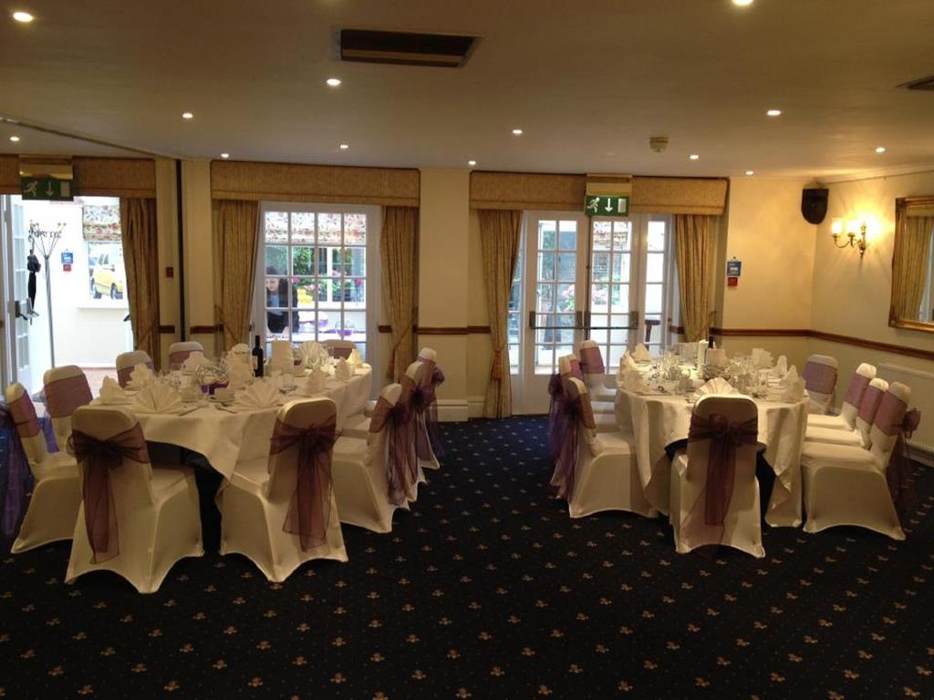 Warren Lodge Hotel