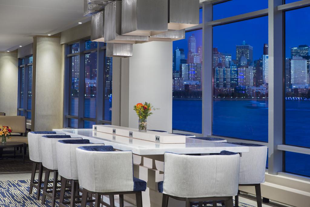 Hyatt Regency Jersey City on the Hudson