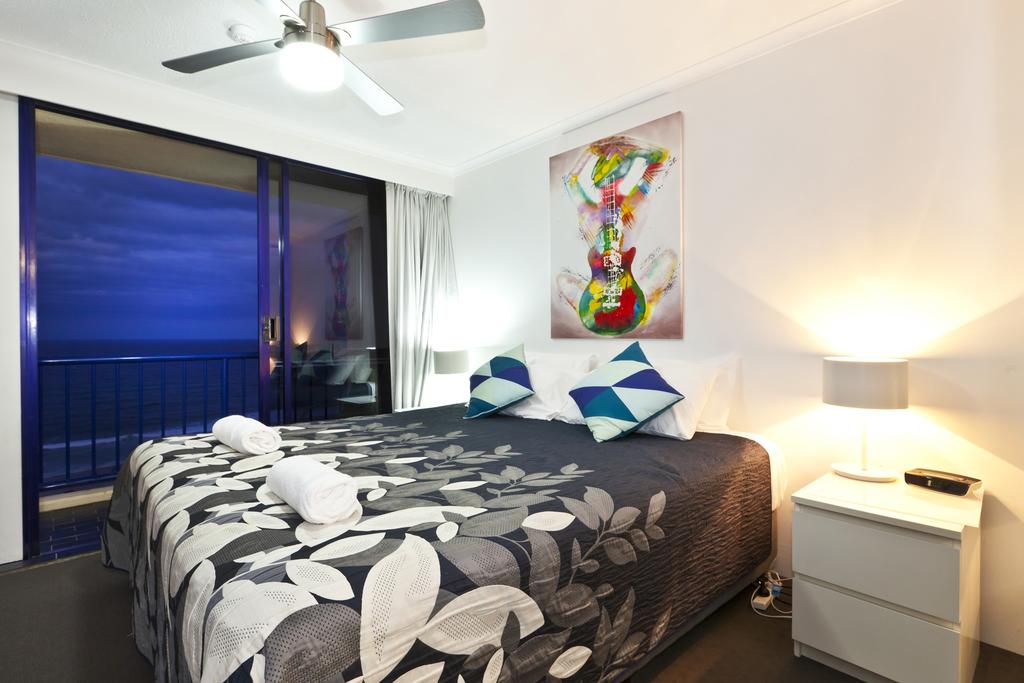 Surf Regency