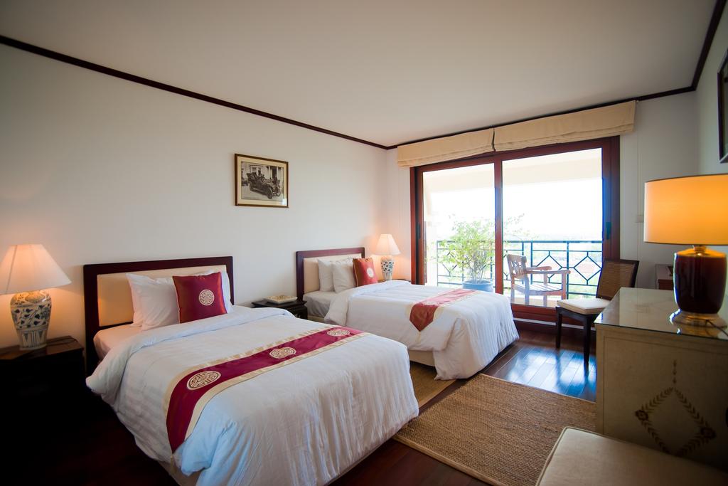 Saigon Domaine Luxury Residences