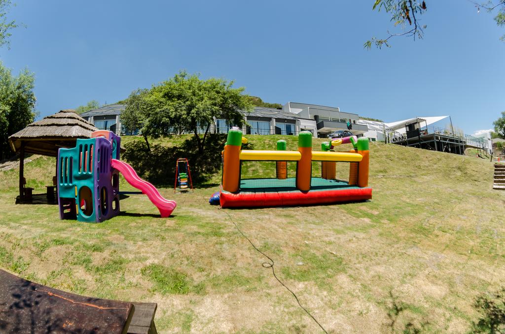 Pinares Panorama Suites & Spa