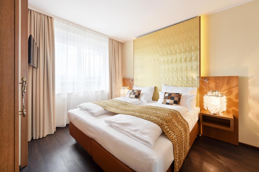 AMEDIA Hotel & Suites